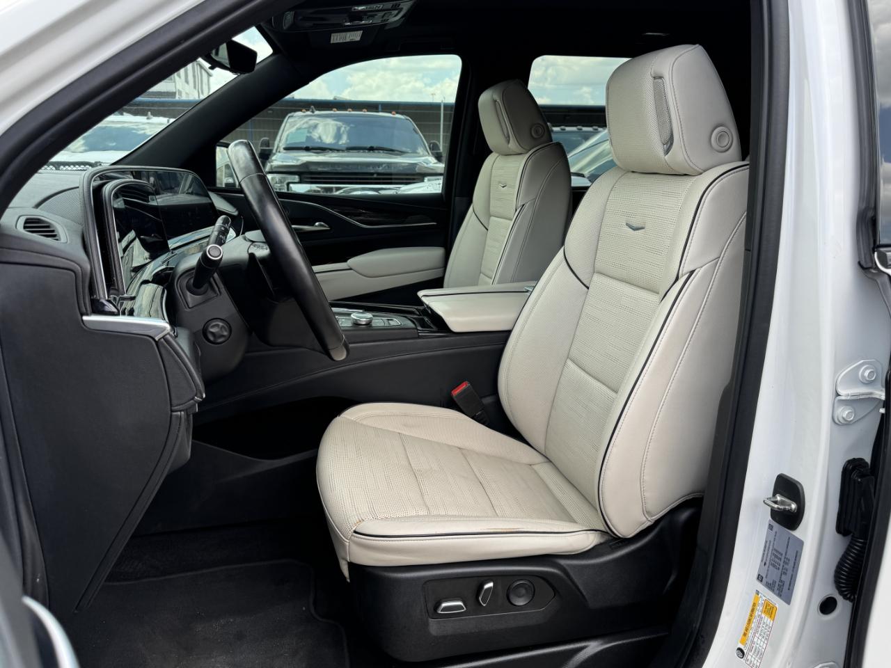 Cadillac Escalade  2022