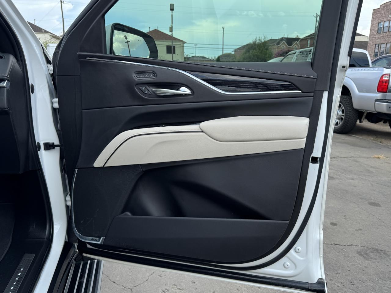 Cadillac Escalade  2022