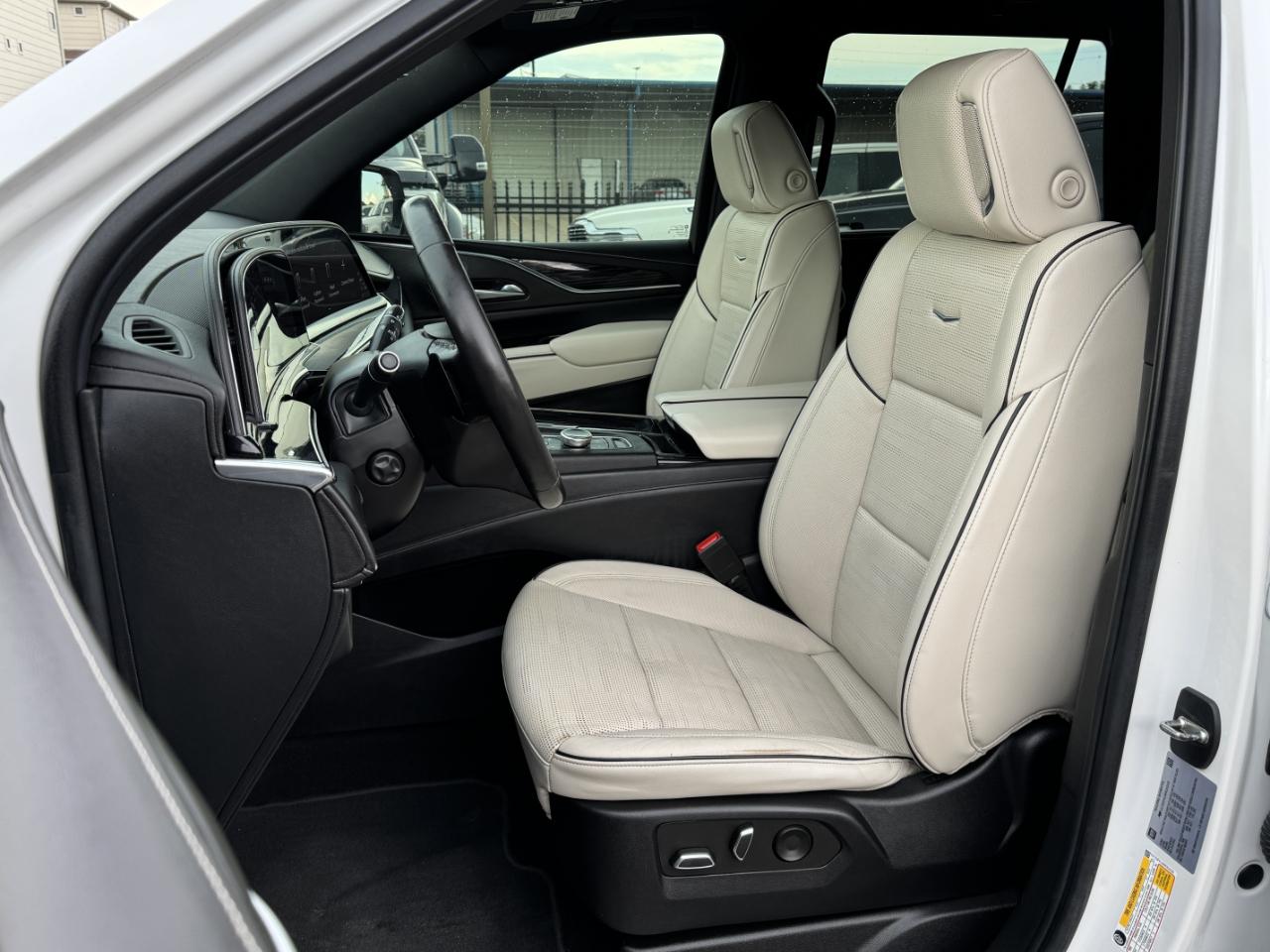 Cadillac Escalade  2022