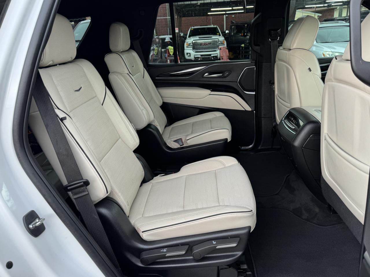 Cadillac Escalade  2022