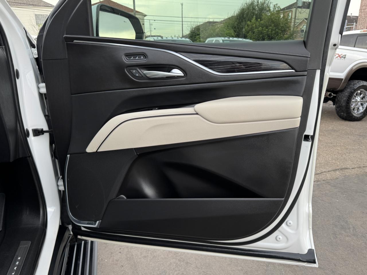 Cadillac Escalade  2022