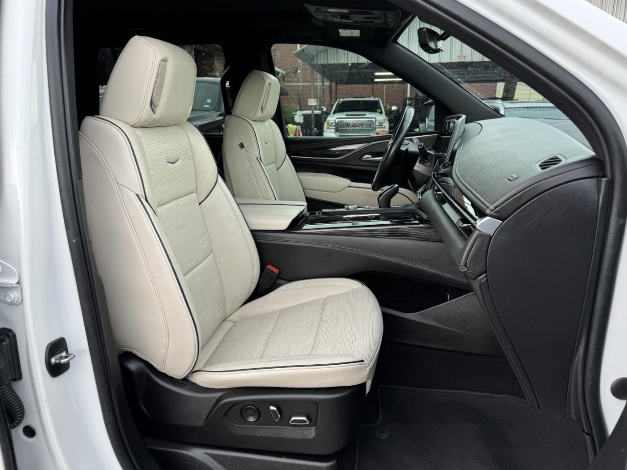 Cadillac Escalade  2022