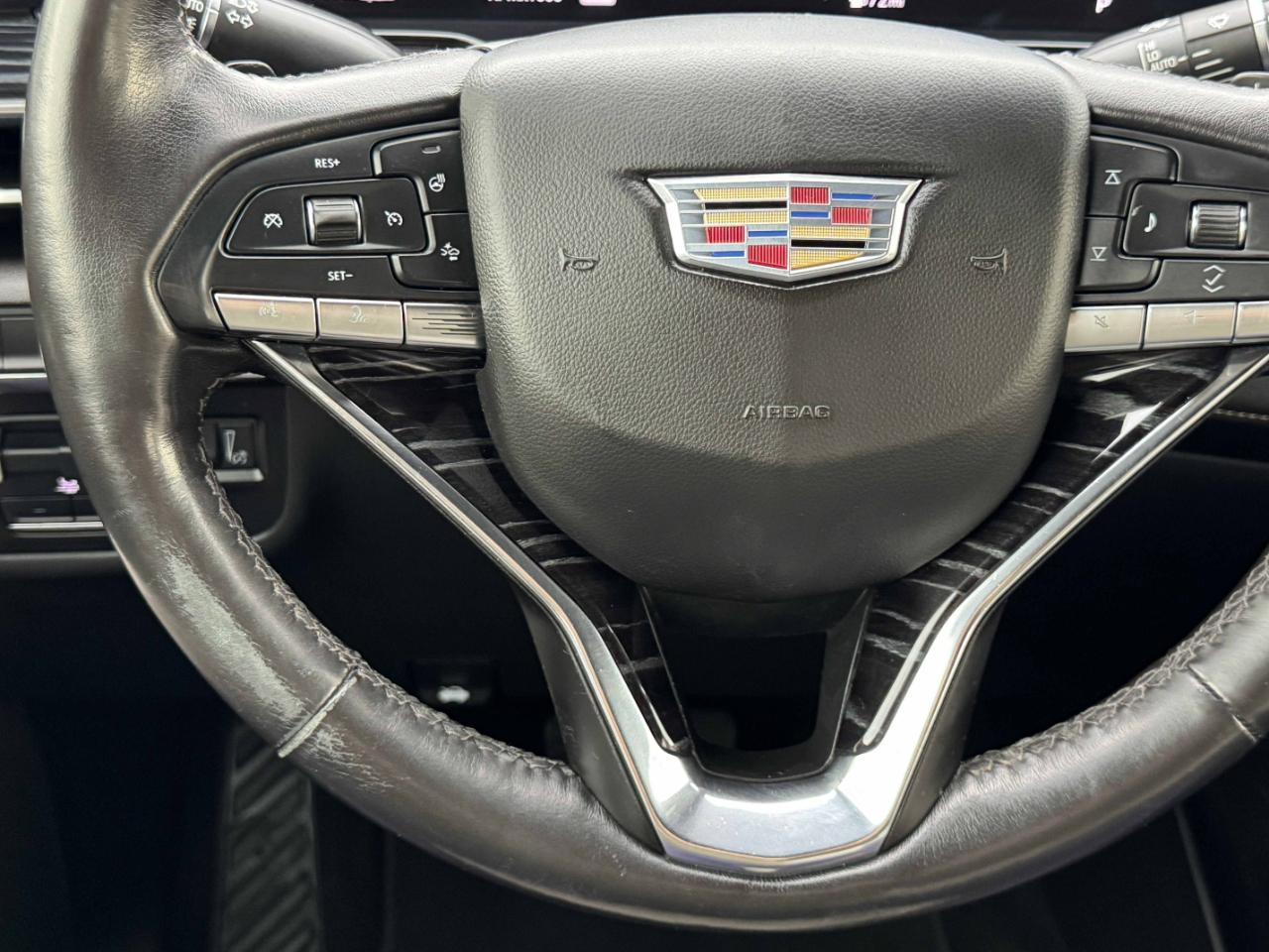 Cadillac Escalade  2022