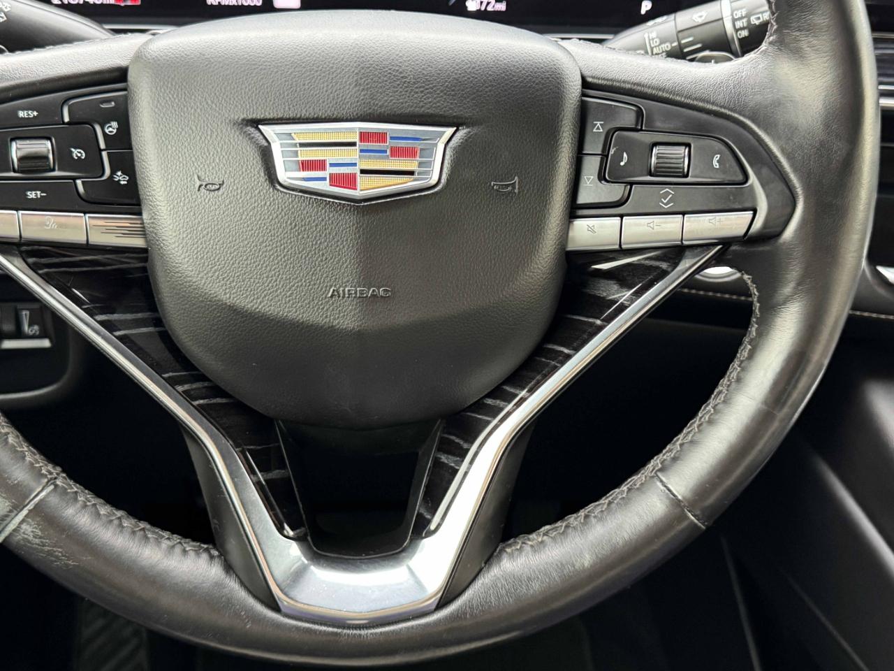 Cadillac Escalade  2022