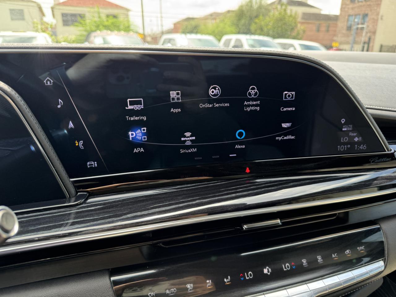 Cadillac Escalade  2022