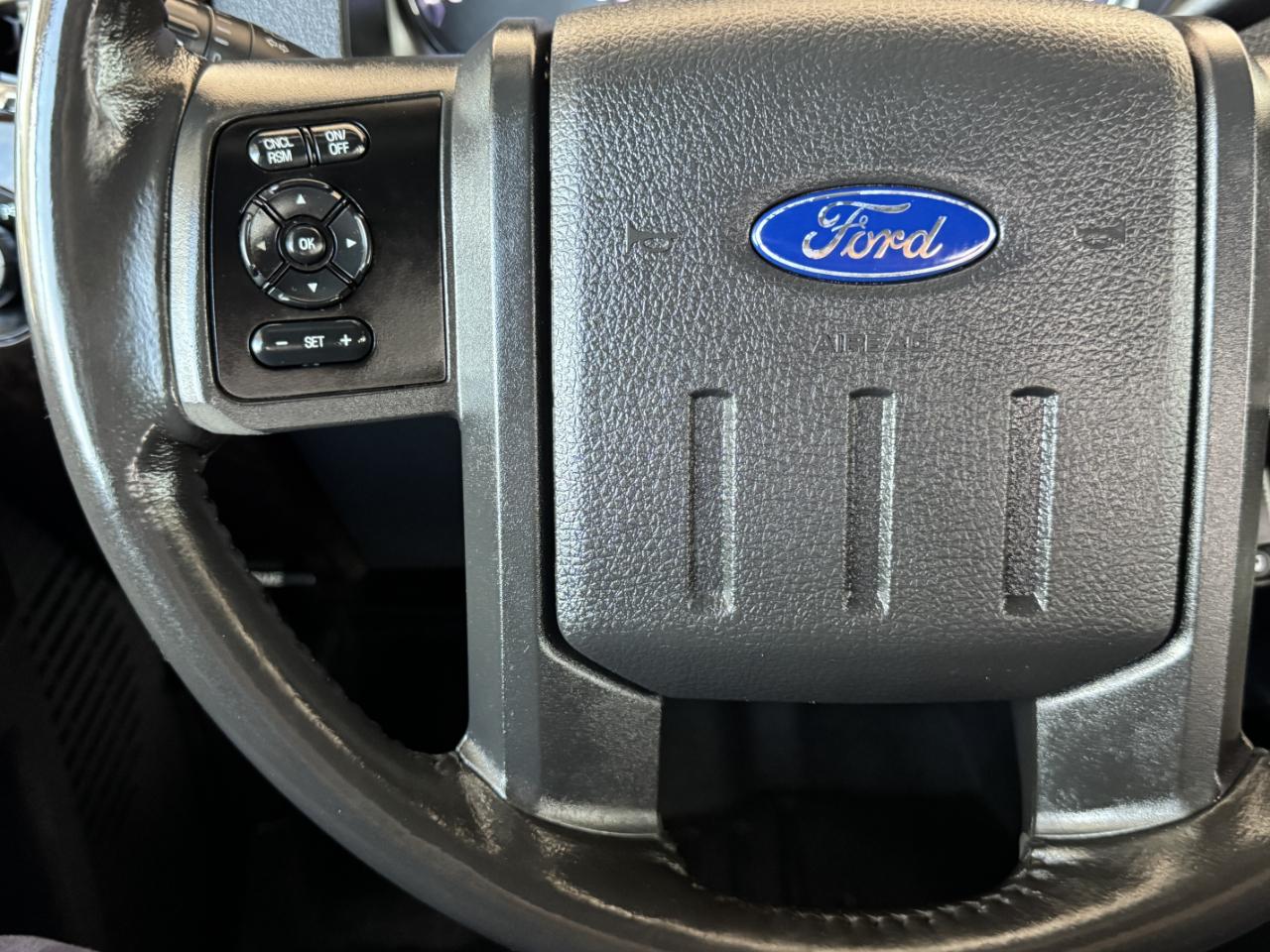 Ford Super Duty F-250 SRW  2015