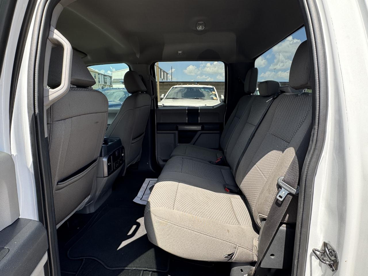 Ford Super Duty F-350 DRW  2022