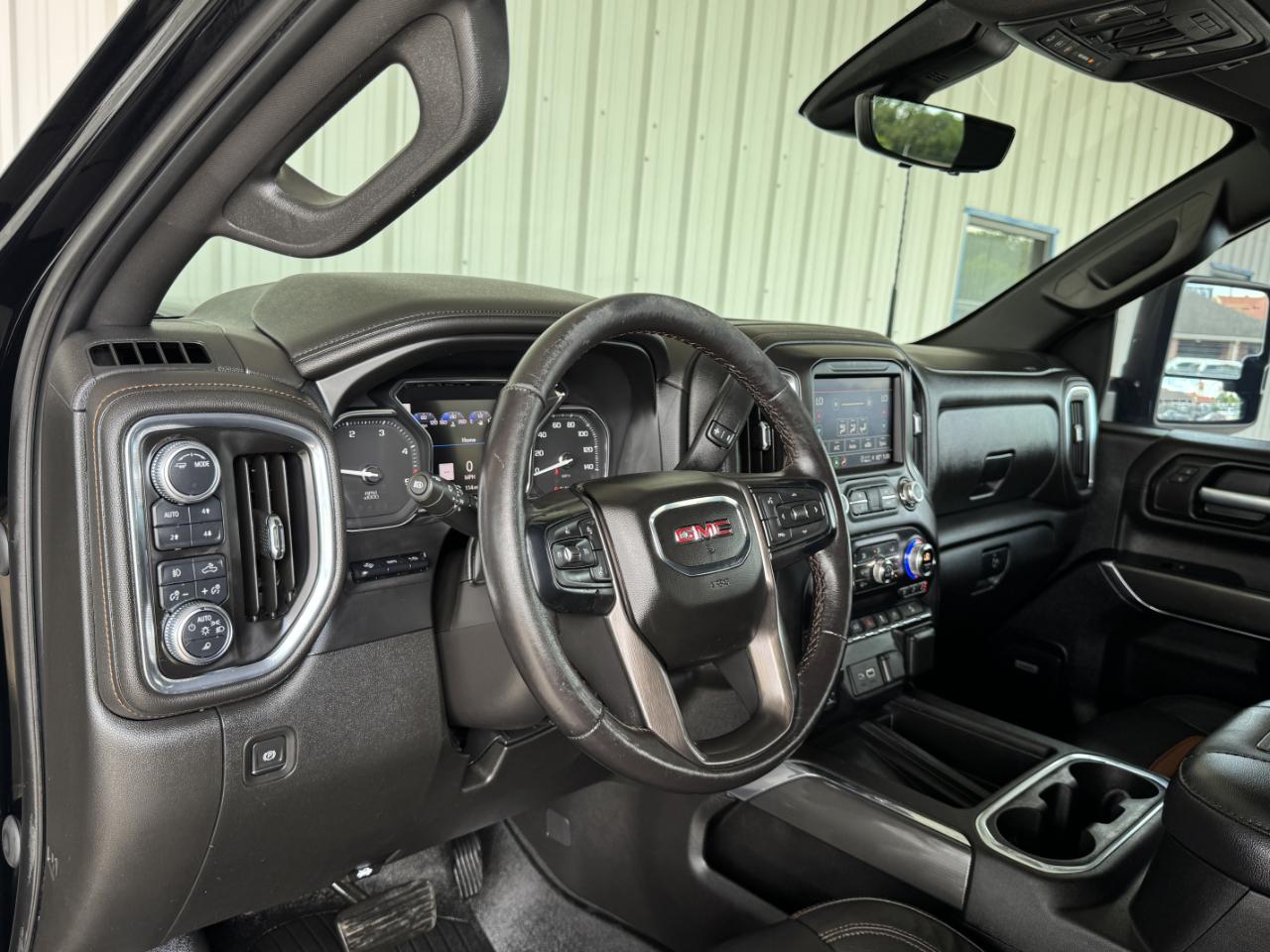 GMC Sierra 2500HD AT4 Crew Cab 4WD 2021
