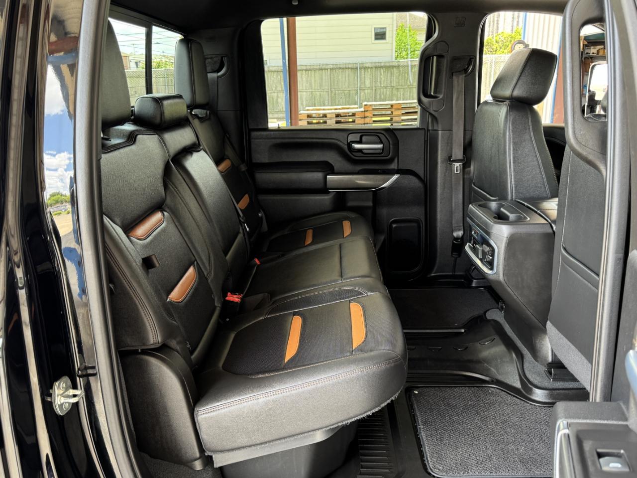 GMC Sierra 2500HD AT4 Crew Cab 4WD 2021