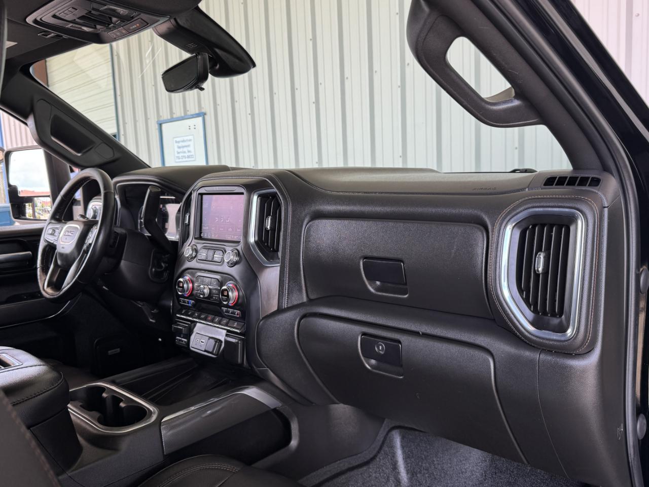 GMC Sierra 2500HD AT4 Crew Cab 4WD 2021