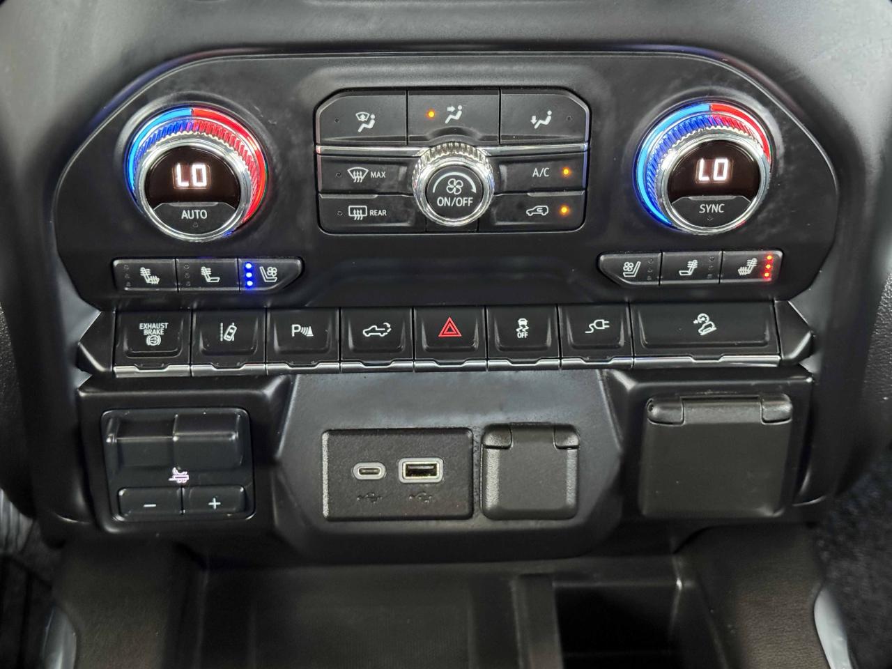 GMC Sierra 2500HD AT4 Crew Cab 4WD 2021