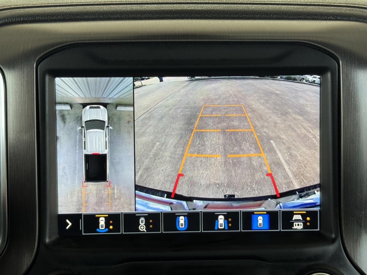 GMC Sierra 2500HD AT4 Crew Cab 4WD 2021