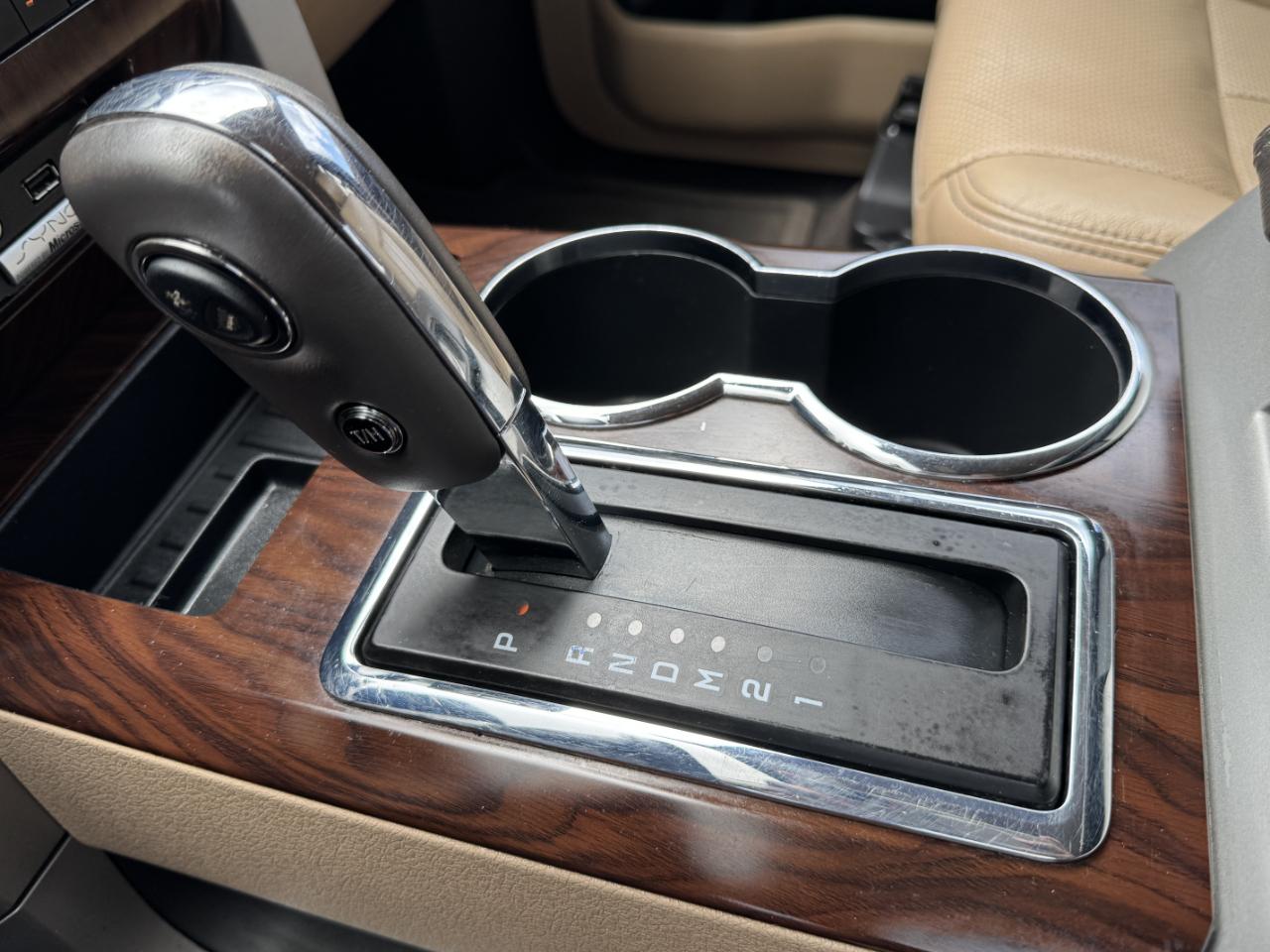 Ford F-150 Lariat SuperCrew 4WD 2012