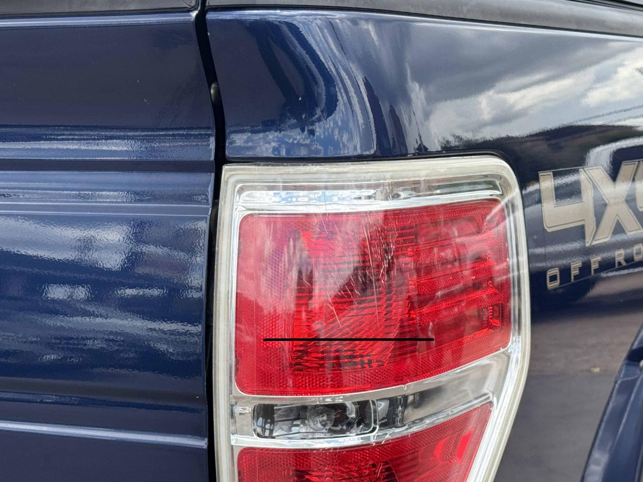 Ford F-150 Lariat SuperCrew 4WD 2012