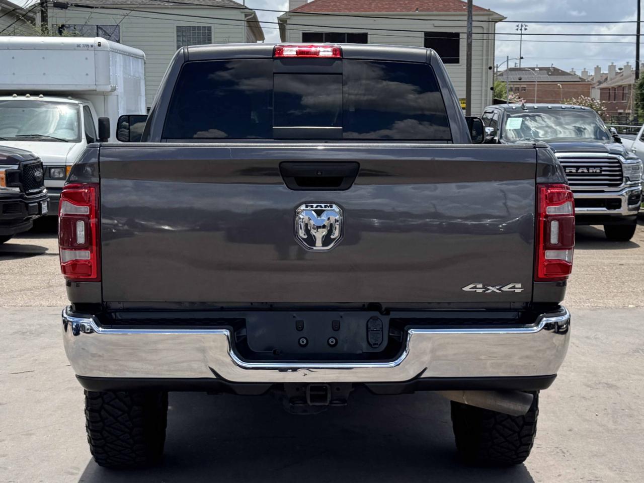 RAM 2500 Tradesman Crew Cab 4WD 2021