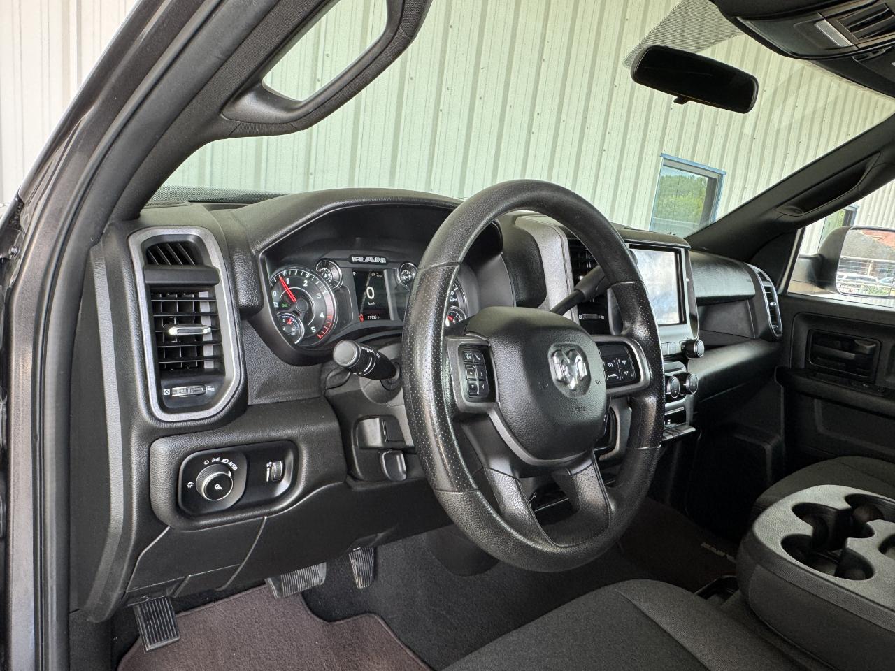 RAM 2500 Tradesman Crew Cab 4WD 2021