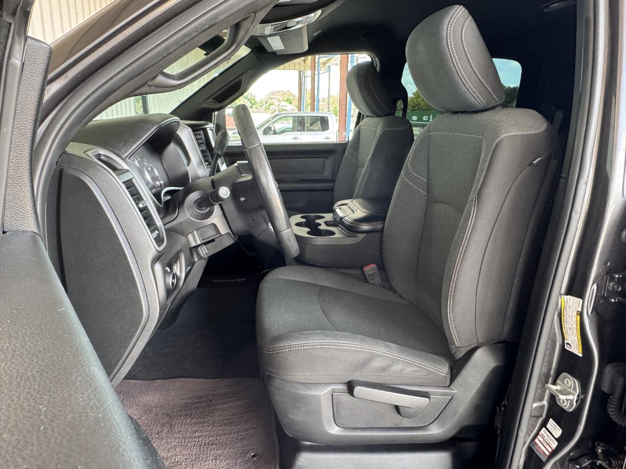 RAM 2500 Tradesman Crew Cab 4WD 2021