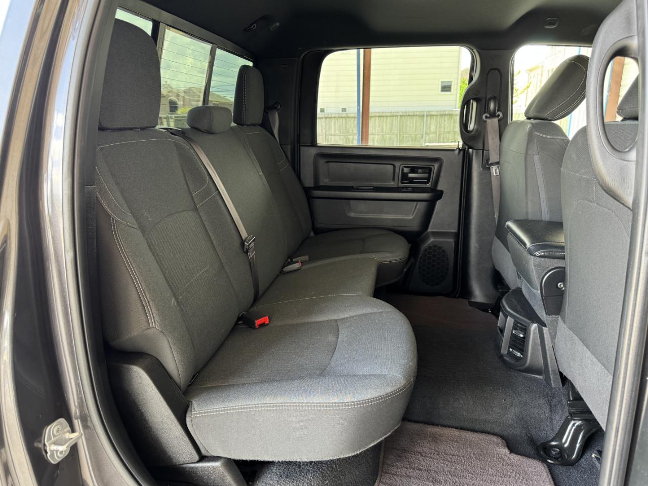 RAM 2500 Tradesman Crew Cab 4WD 2021