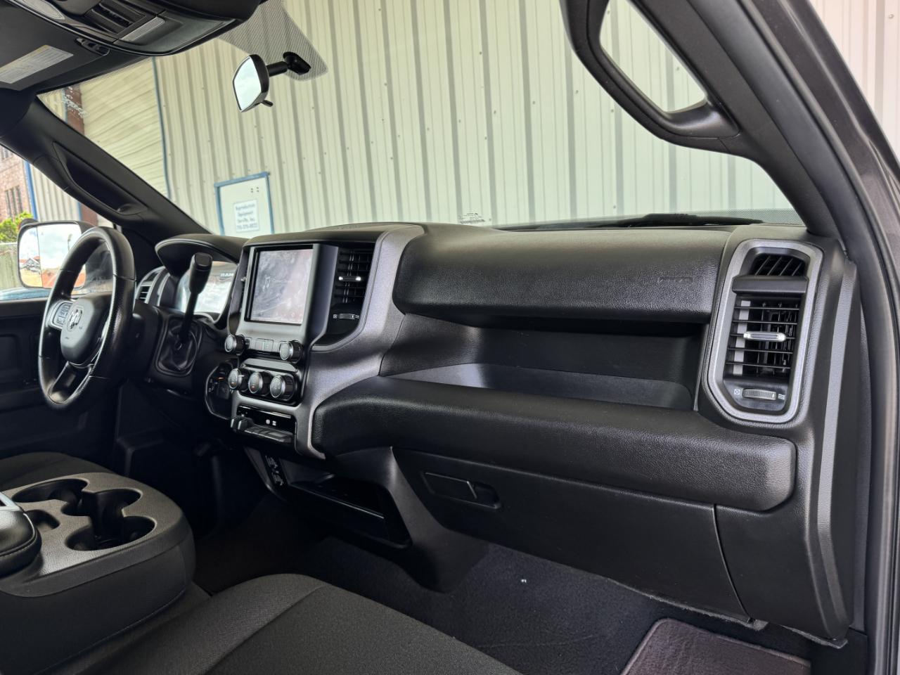 RAM 2500 Tradesman Crew Cab 4WD 2021