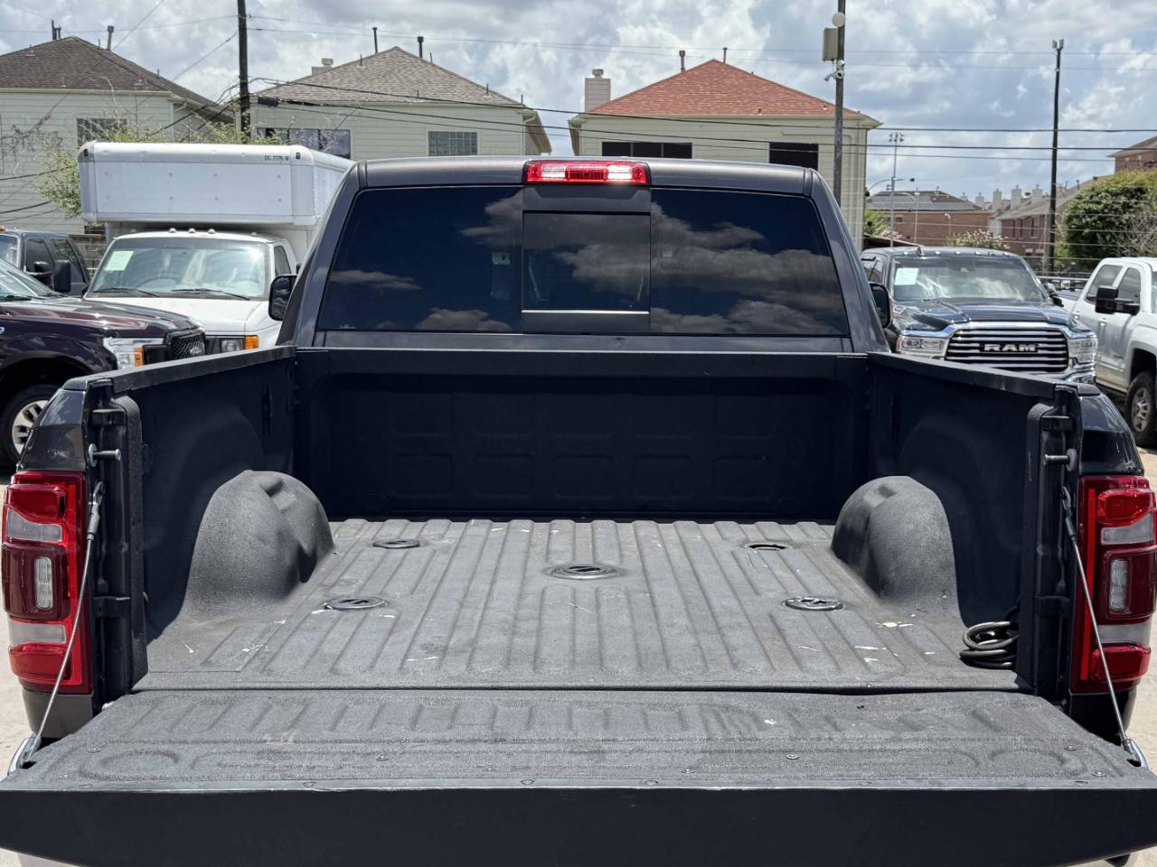 RAM 2500 Tradesman Crew Cab 4WD 2021