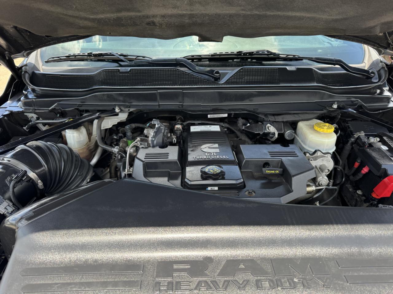 RAM 2500 Tradesman Crew Cab 4WD 2021