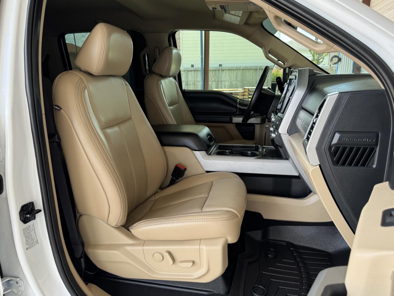 Ford Super Duty F-350 DRW  2021