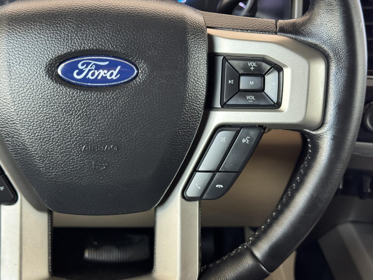 Ford Super Duty F-350 DRW  2021