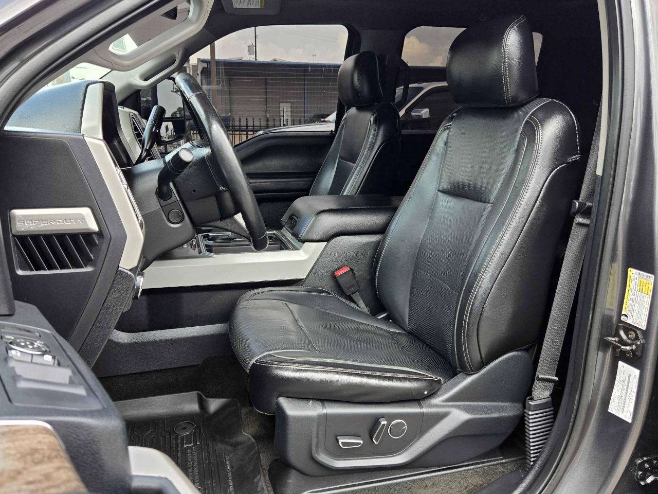Ford Super Duty F-250 SRW  2017