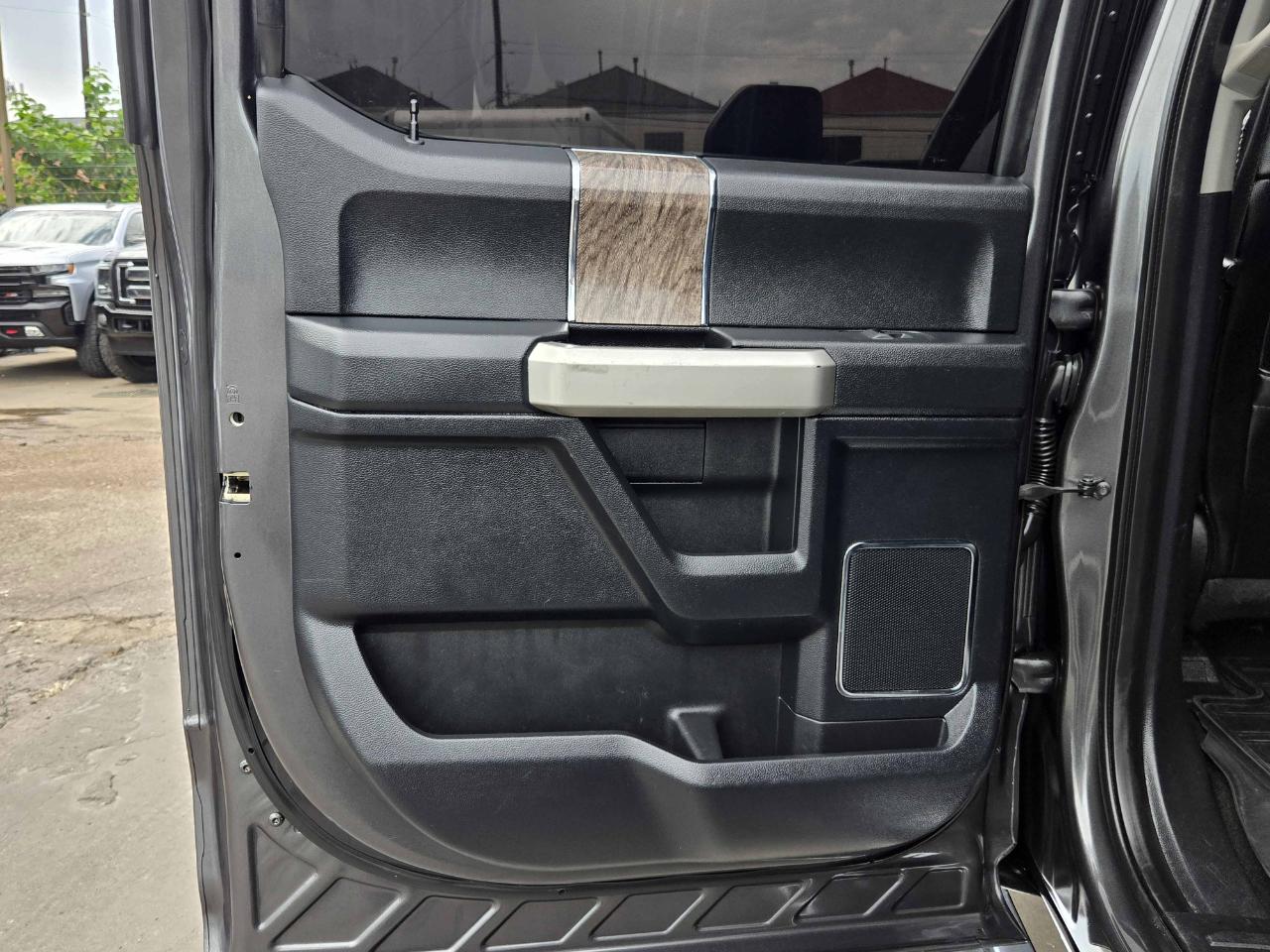 Ford Super Duty F-250 SRW  2017