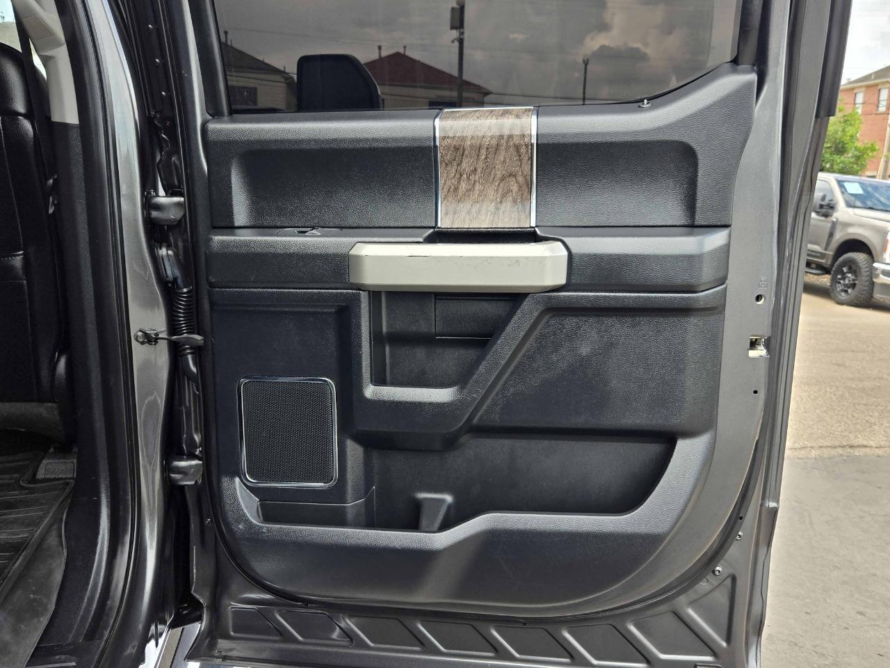 Ford Super Duty F-250 SRW  2017