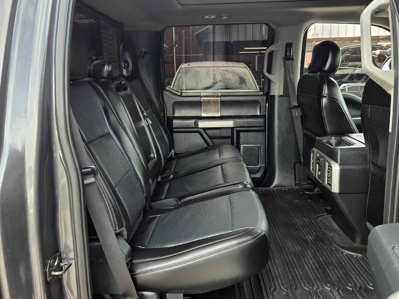 Ford Super Duty F-250 SRW  2017