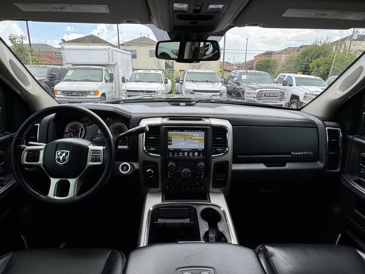 RAM 2500 Laramie Mega Cab 4WD 2016