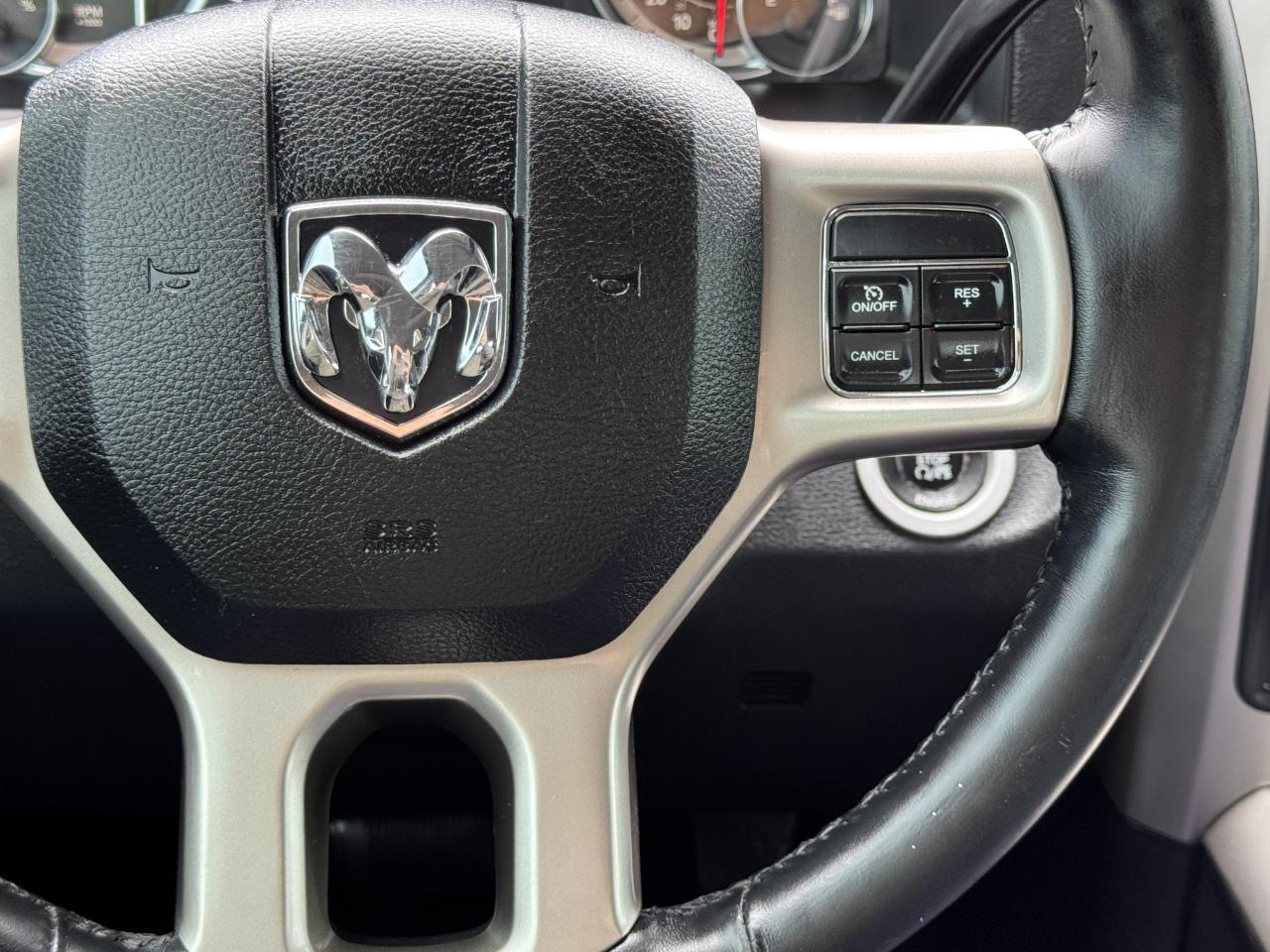 RAM 2500 Laramie Mega Cab 4WD 2016
