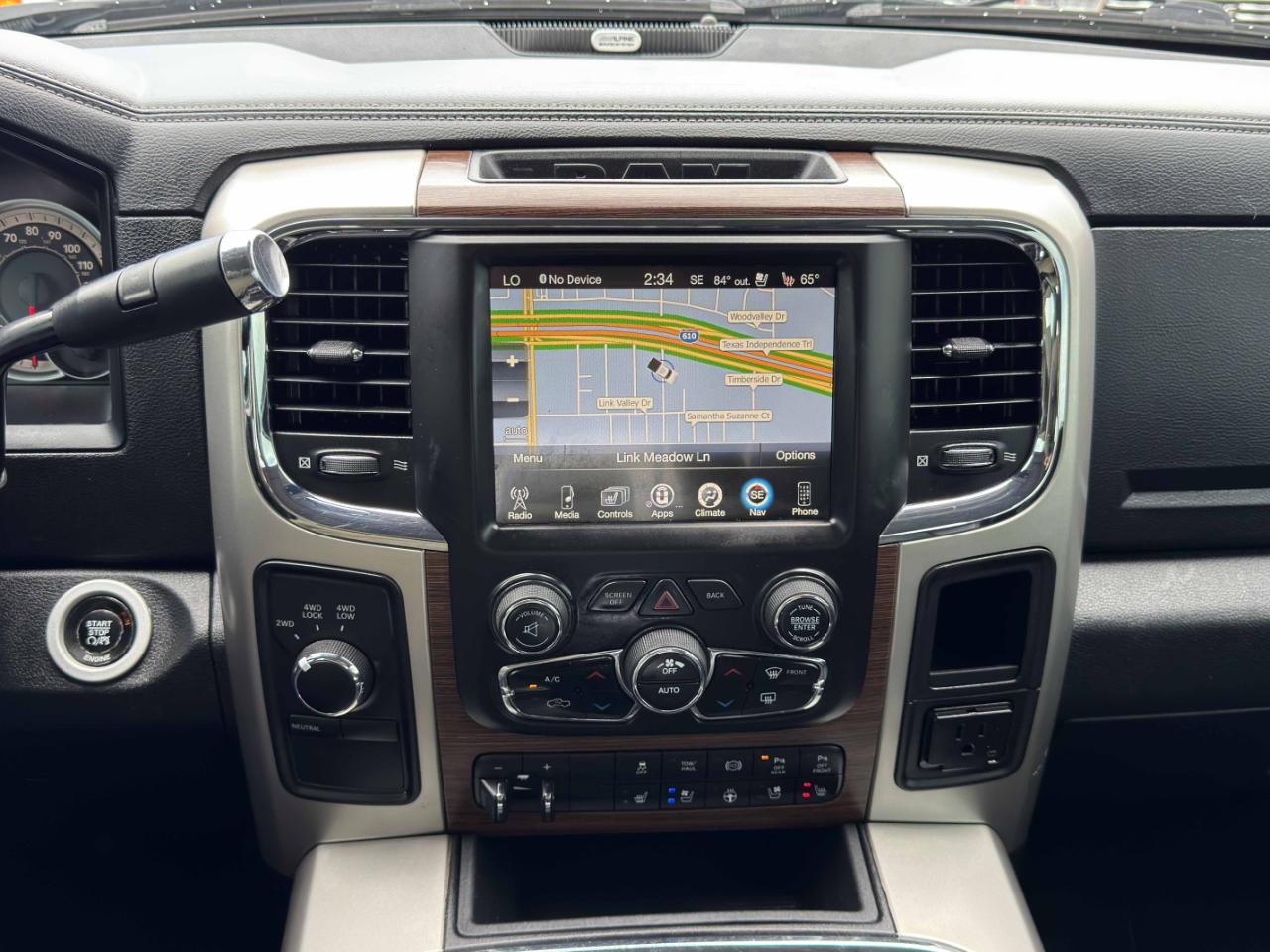 RAM 2500 Laramie Mega Cab 4WD 2016