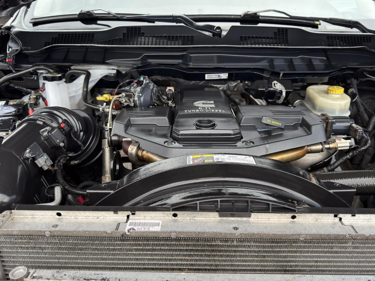 RAM 2500 Laramie Mega Cab 4WD 2016