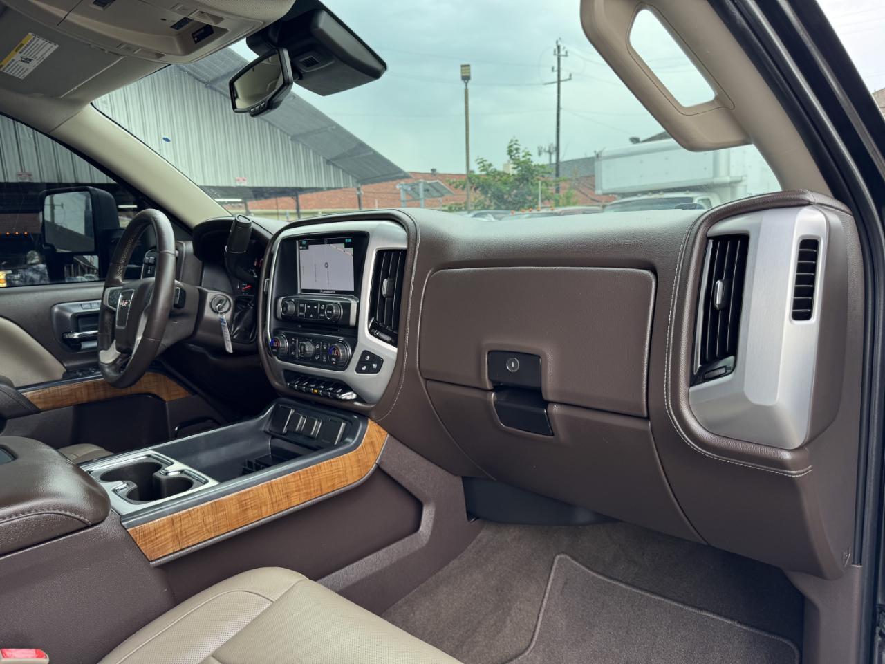 GMC Sierra 1500 SLT Crew Cab 4WD 2017