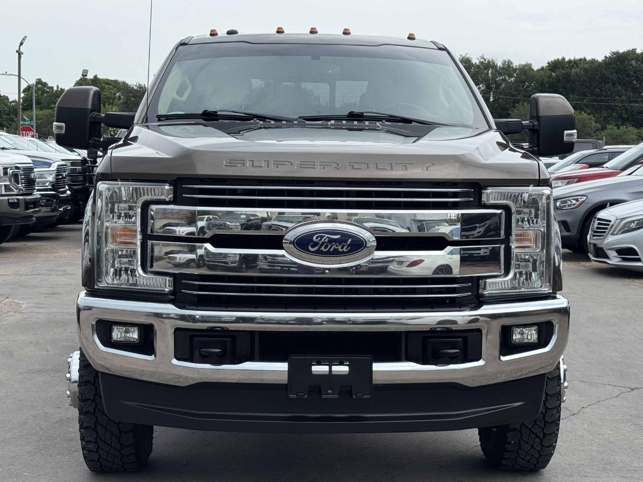 Ford Super Duty F-350 DRW  2017