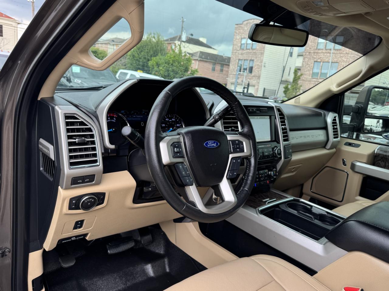 Ford Super Duty F-350 DRW  2017