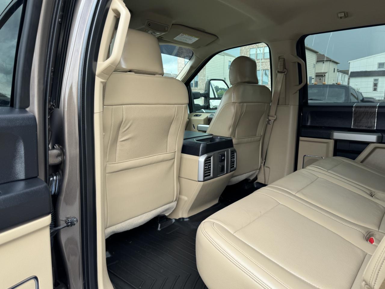 Ford Super Duty F-350 DRW  2017
