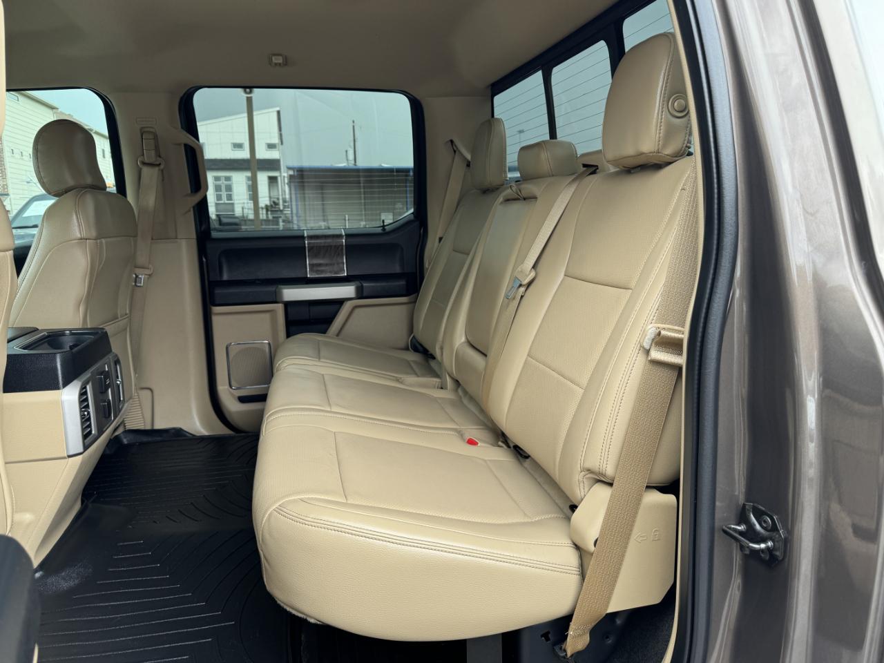 Ford Super Duty F-350 DRW  2017