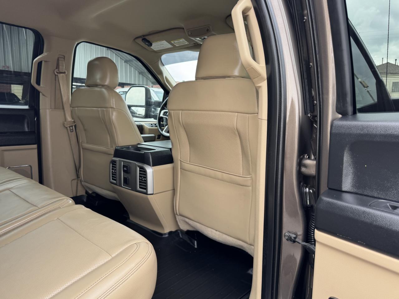 Ford Super Duty F-350 DRW  2017