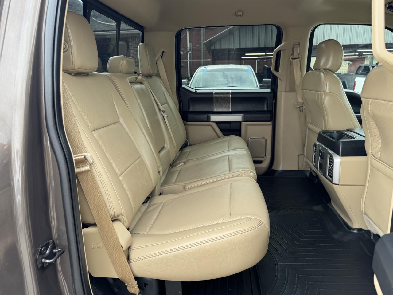 Ford Super Duty F-350 DRW  2017
