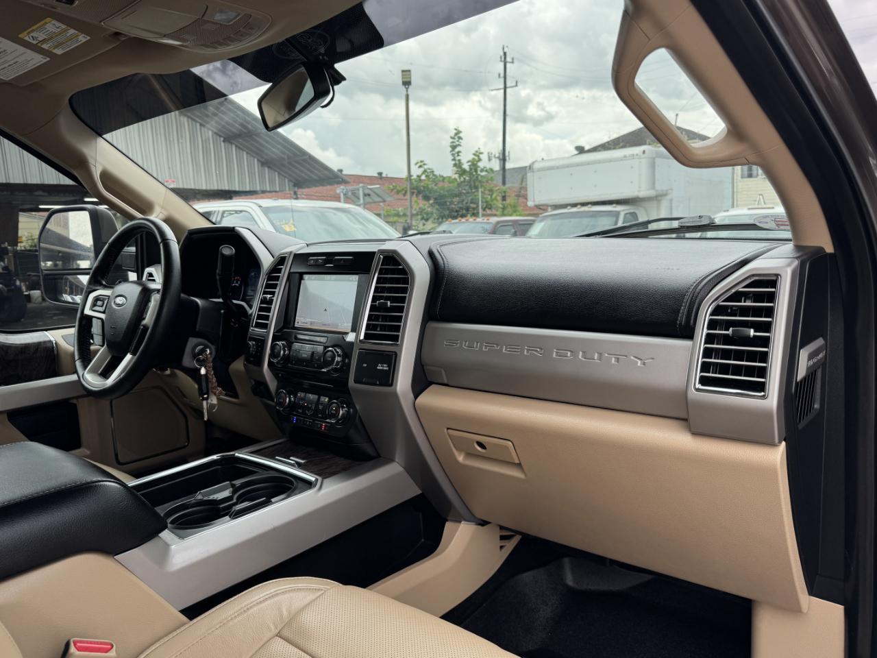 Ford Super Duty F-350 DRW  2017