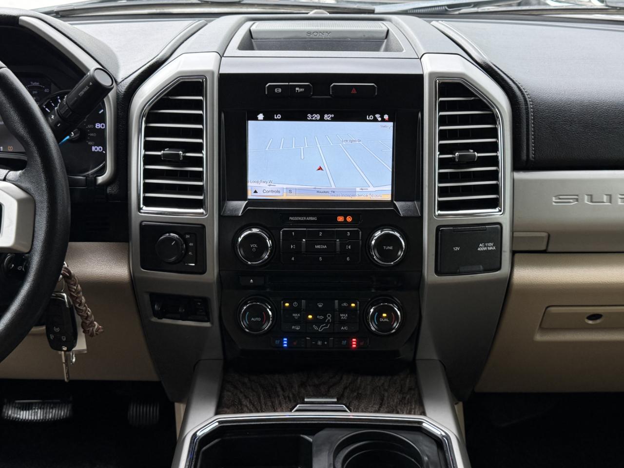 Ford Super Duty F-350 DRW  2017