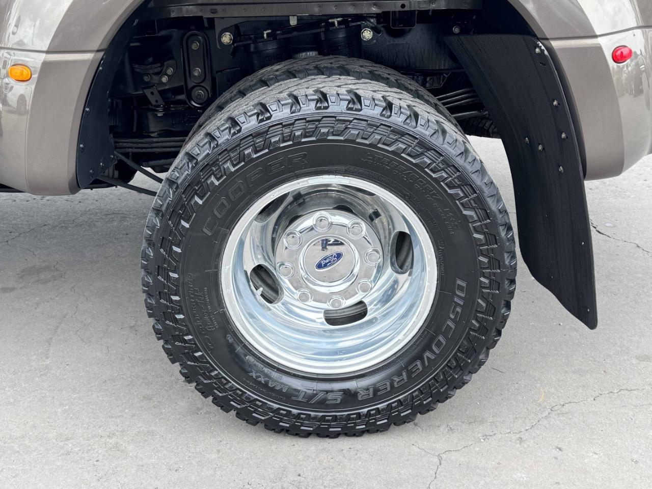 Ford Super Duty F-350 DRW  2017