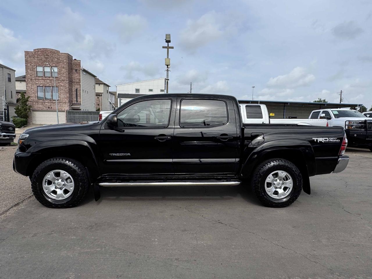 Toyota Tacoma  2013