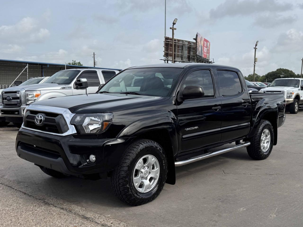 Toyota Tacoma  2013