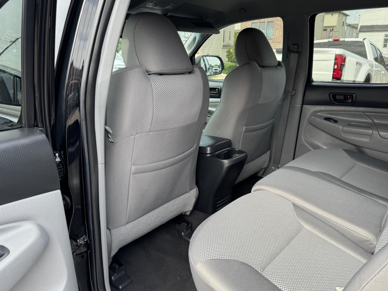Toyota Tacoma  2013