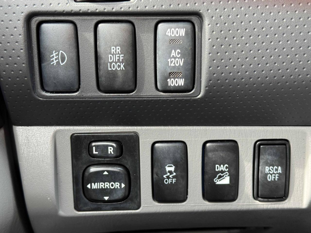 Toyota Tacoma  2013