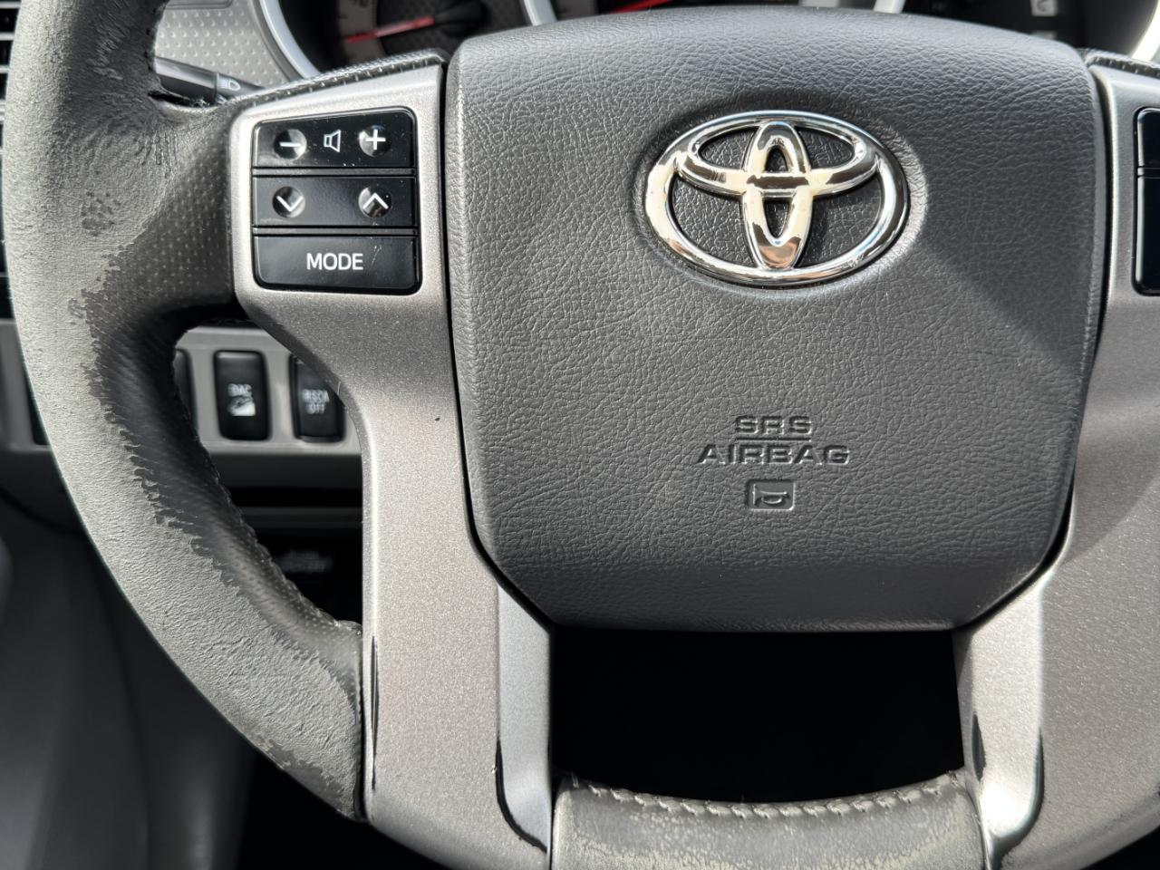 Toyota Tacoma  2013
